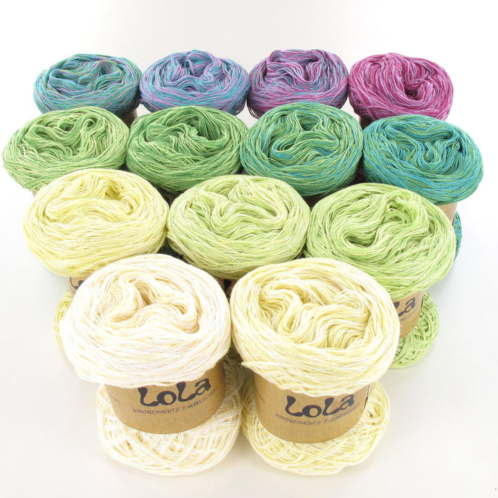 Lola Bobbel Box Tulip Bed