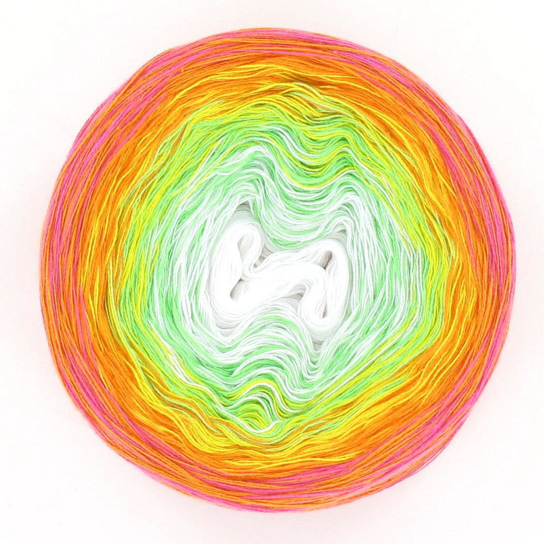 PREORDER Lola Classic Beach