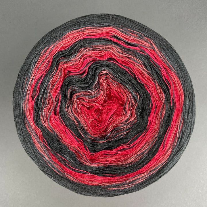 Lola Repeat - 458 Lola In Red