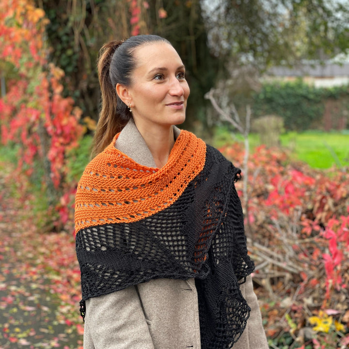 PREORDER Lola Bat Motif Scarf - Filet Knitting