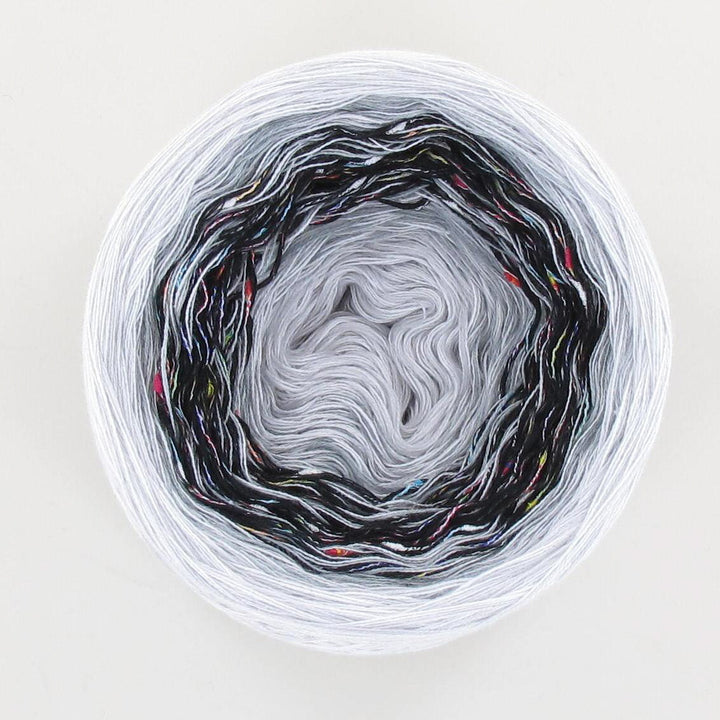 PREORDER Lola Macaron Tweed 270 White & Black