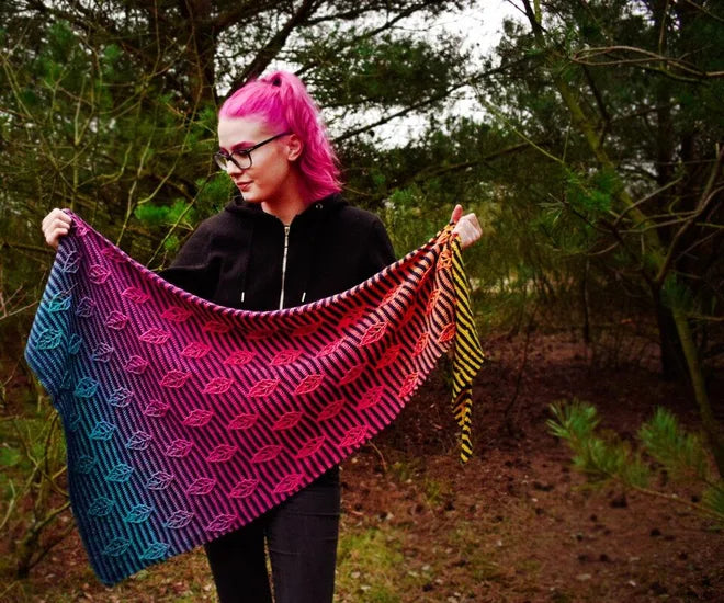Glowing Leaf Shawl Yarn Pack by Christina Hadderingh