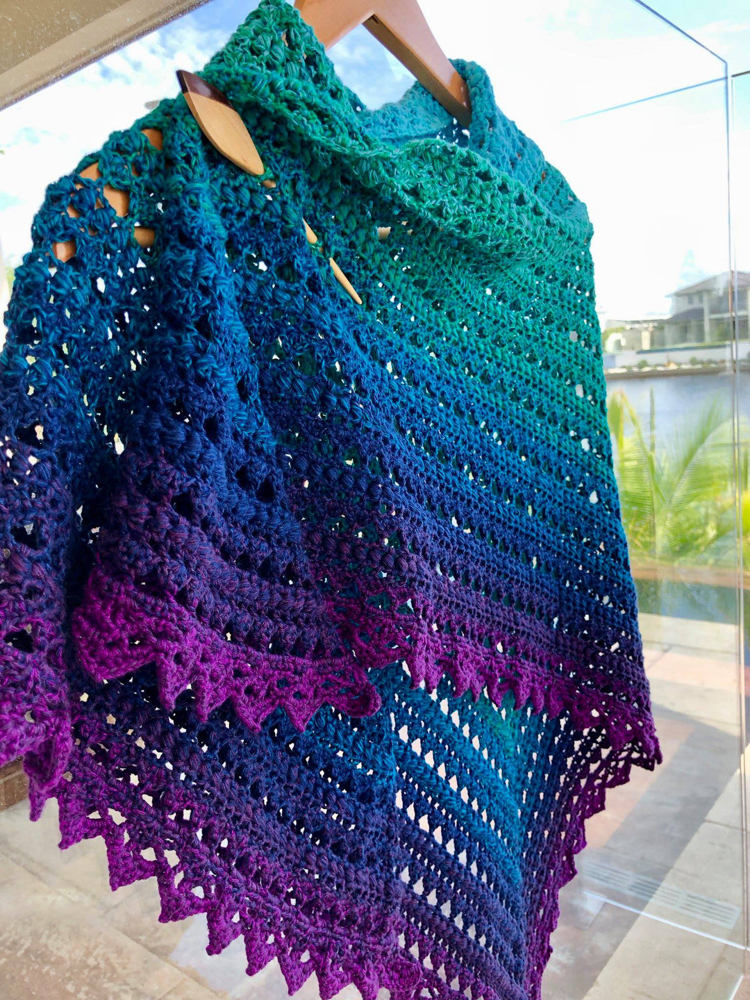 POPULAR!! Lola 8 Colours Ornamental Fish - Various Sizes