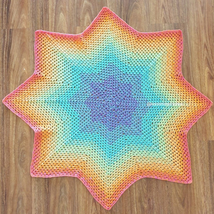 Lola Classic Carousel