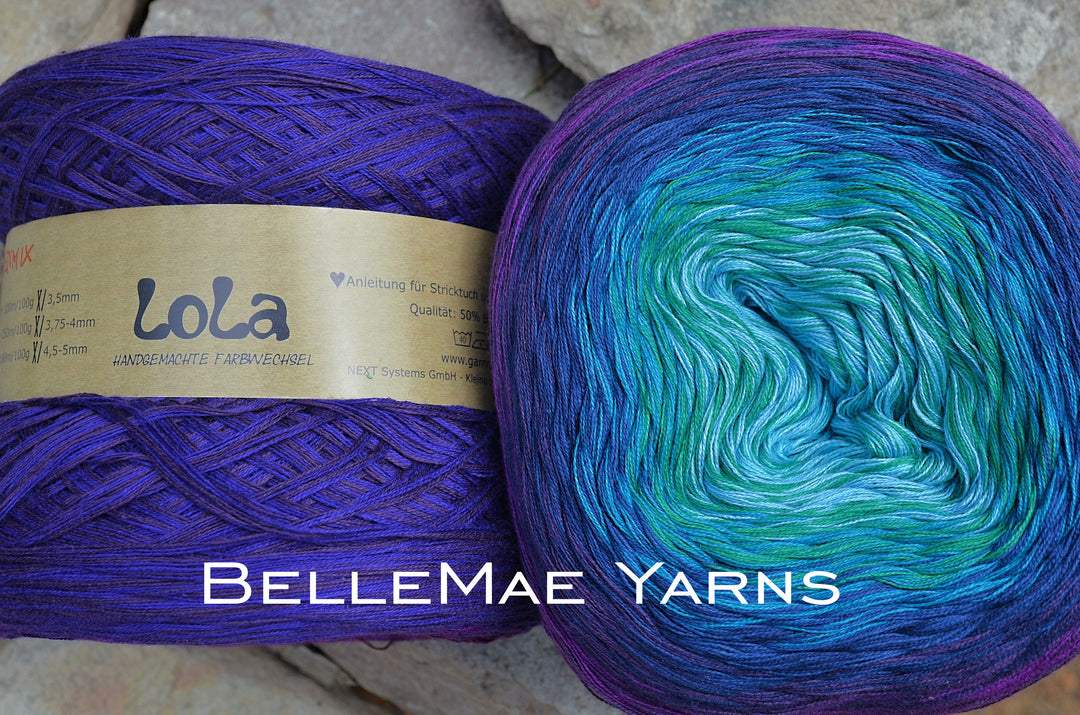 POPULAR!! Lola 8 Colours Ornamental Fish - Various Sizes