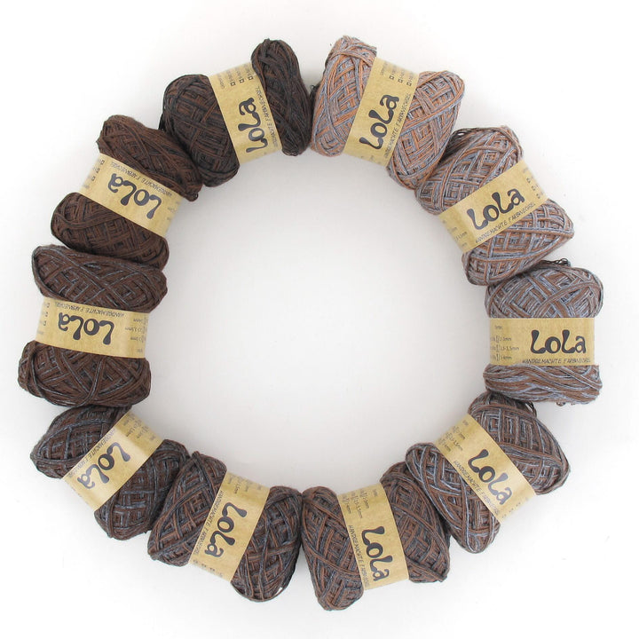 Lola Charms Classic Grey Loves Brown