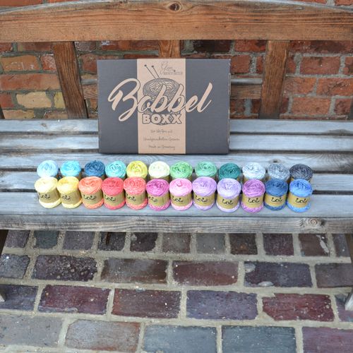 Lola Bobbel Paint Box Water Colours