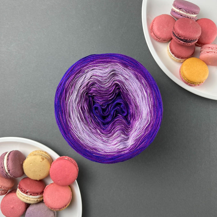 PREORDER Lola Macaron Blackberry