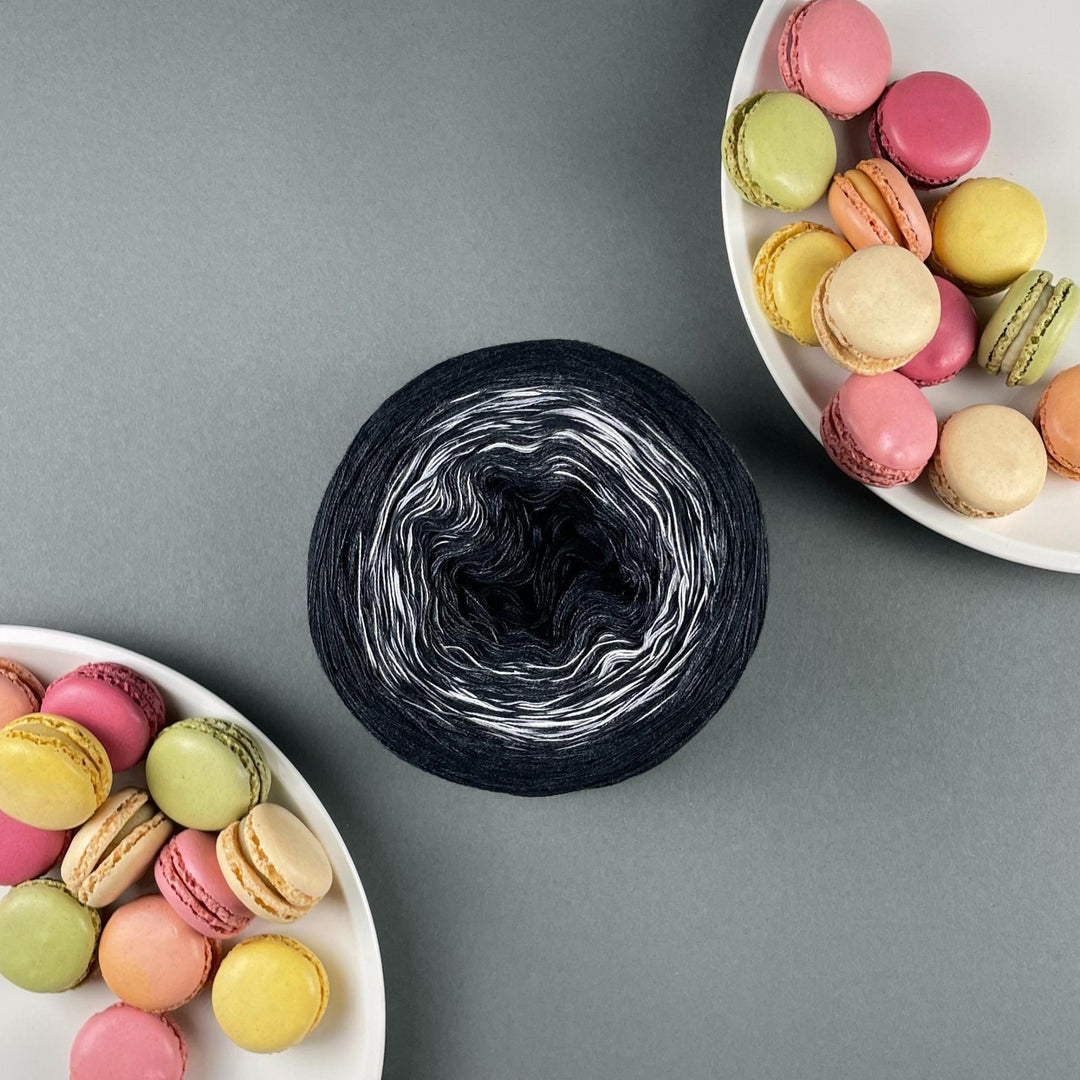 PREORDER Lola Macaron Coffee Confetti mc4