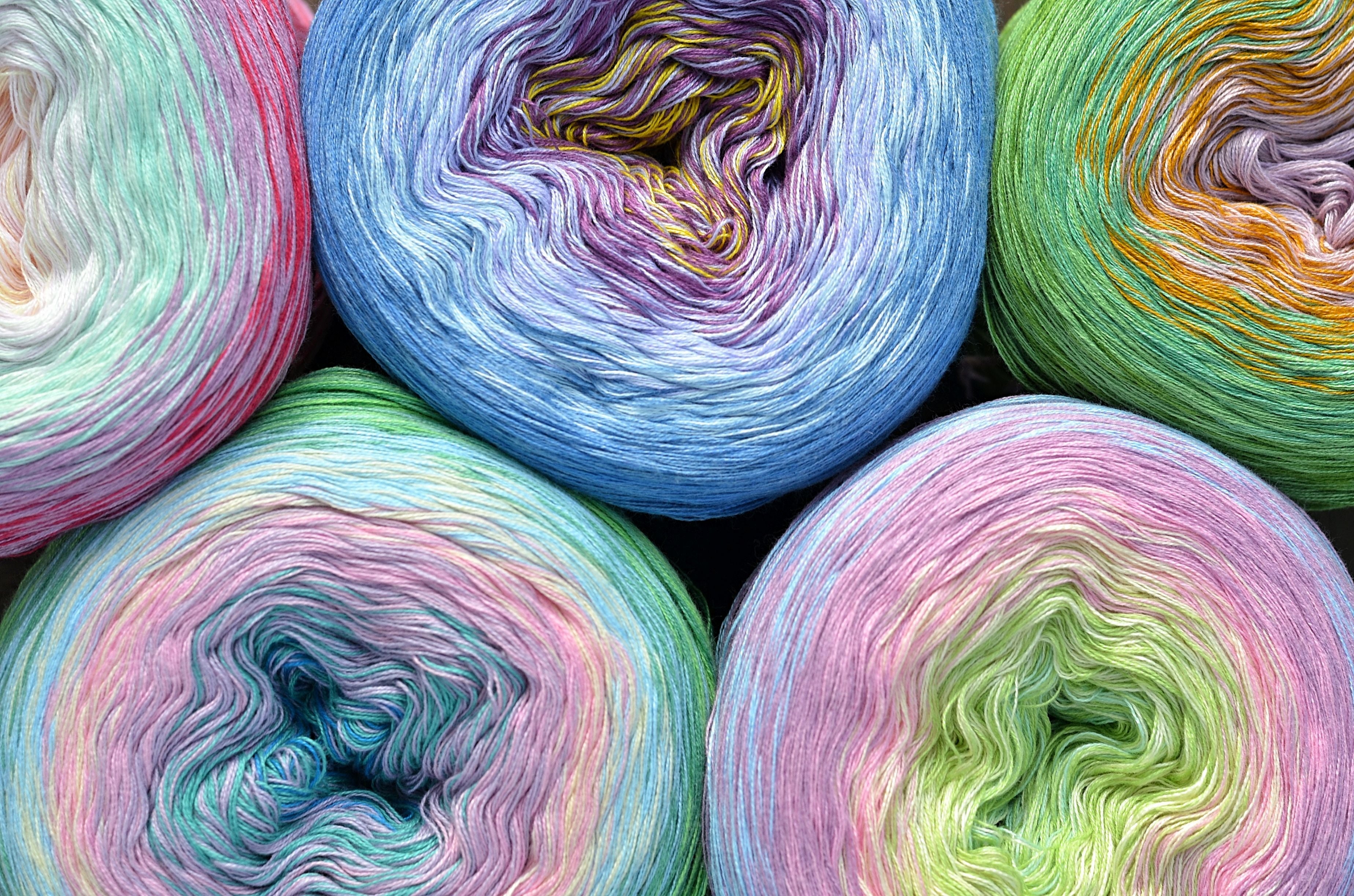 IN STOCK Lolas