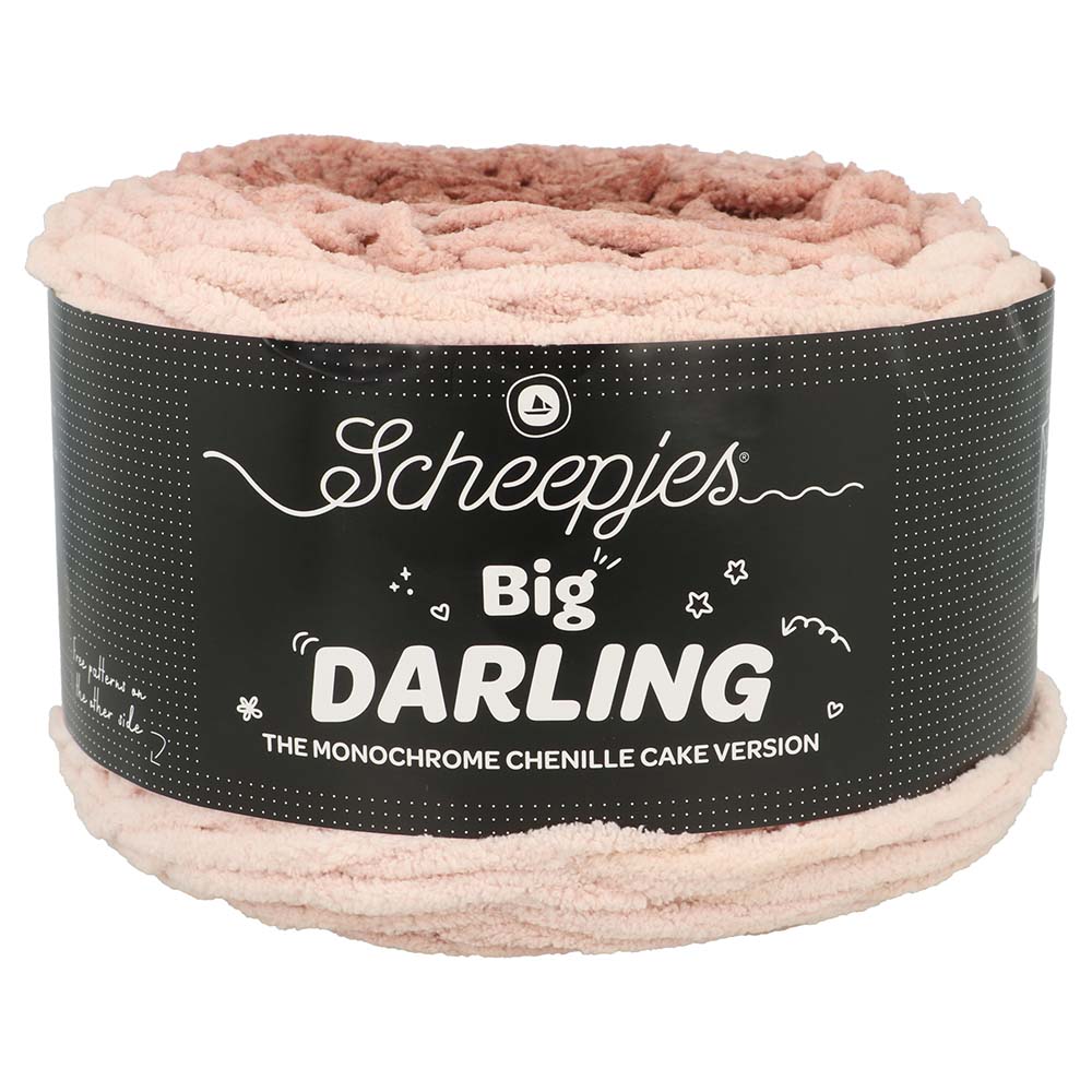 NEW!! Scheepjes Big Darling Monochrome Cake - Chenille Yarn - 405 Red Panda