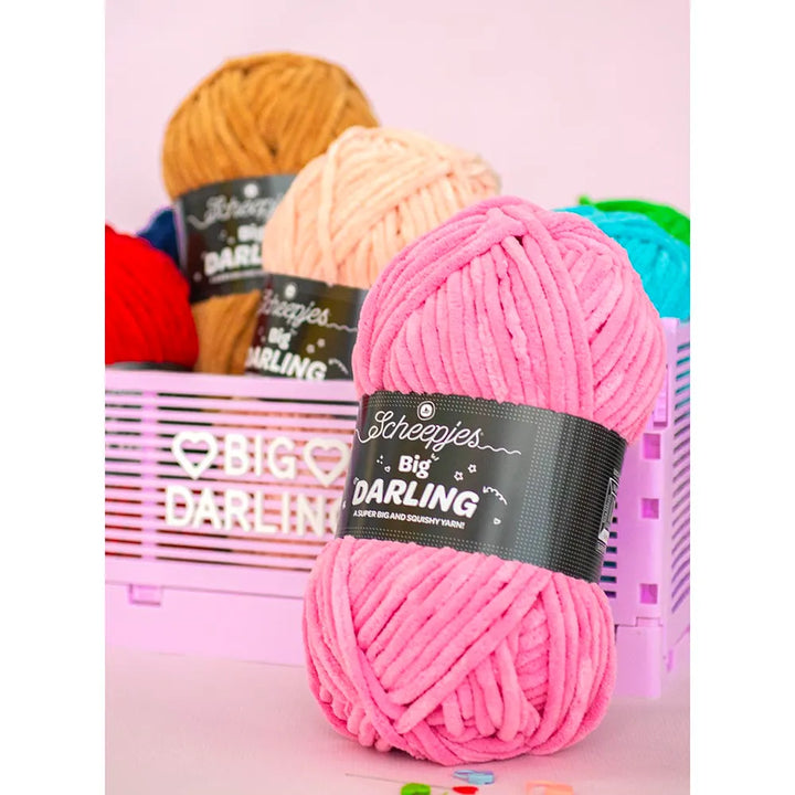 NEW!! Scheepjes Big Darling 150gm - Bumble Bee 402
