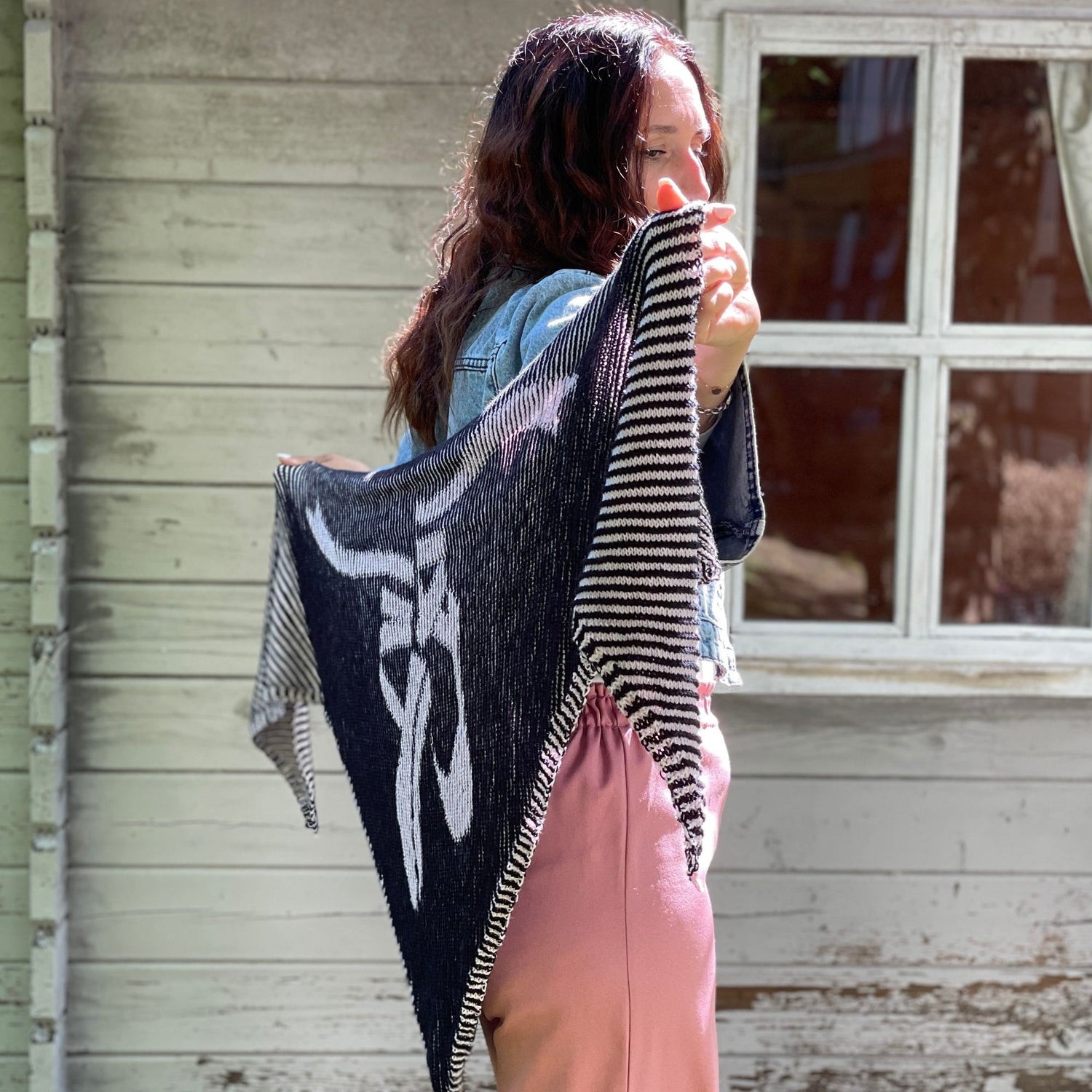 Lola Illusion Knitted Shawl - Ballet Slippers - 4ply