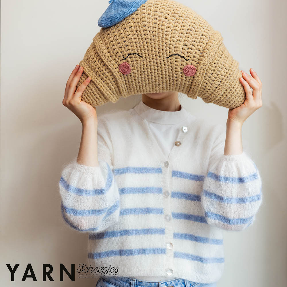 NEW RELEASE!! PREORDER Scheepjes YARN Bookazine no. 17 Pâtisserie