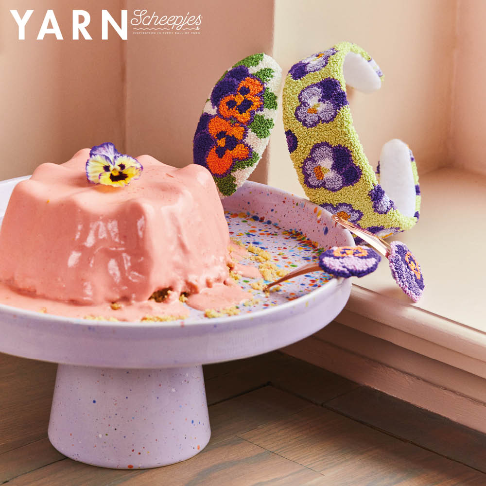 NEW RELEASE!! PREORDER Scheepjes YARN Bookazine no. 17 Pâtisserie