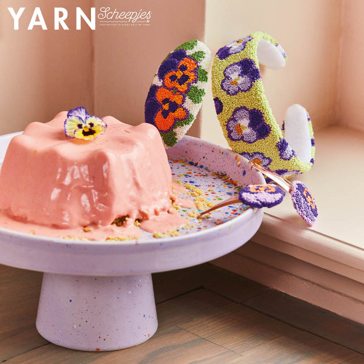 NEW RELEASE!! PREORDER Scheepjes YARN Bookazine no. 17 Pâtisserie