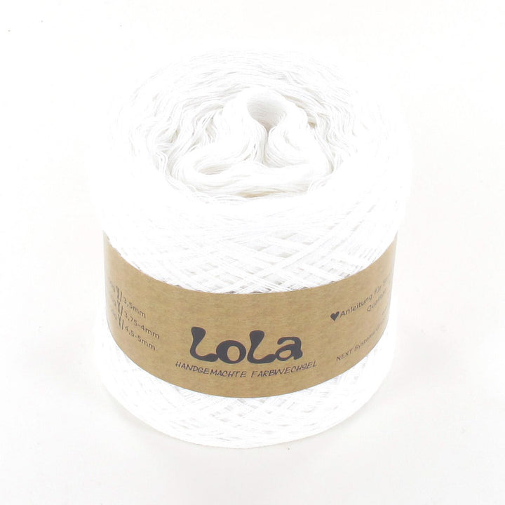 #01 Lola Solo Wool White Various Sizes