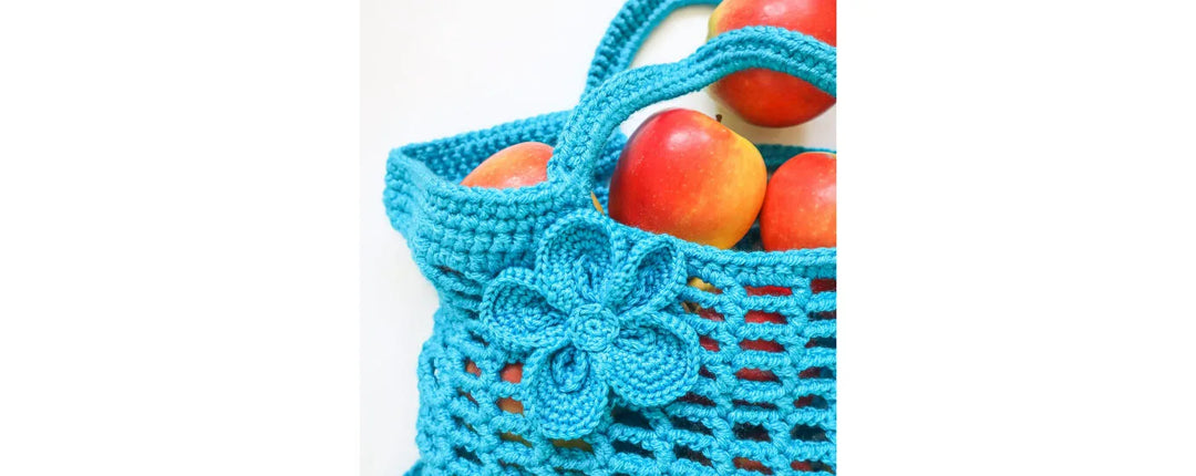 Flower Market Bag Yarn Pack by Kwannie Cheng