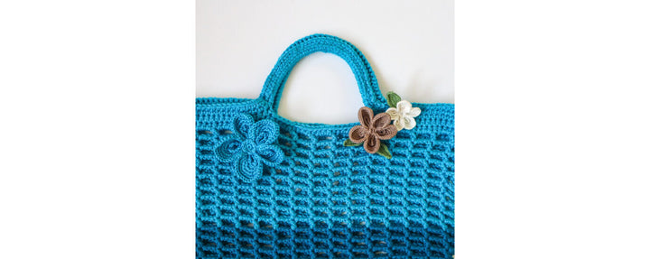 Flower Market Bag Yarn Pack by Kwannie Cheng