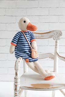 Knitted Animal Friends by Louise Crowther KIT - Amelia The Duck - Yarn Only