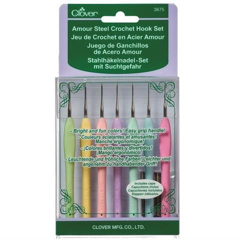 Clover Amour Crochet Hook Set of 7