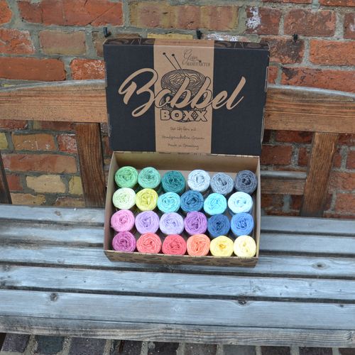 Lola Bobbel Paint Box Water Colours