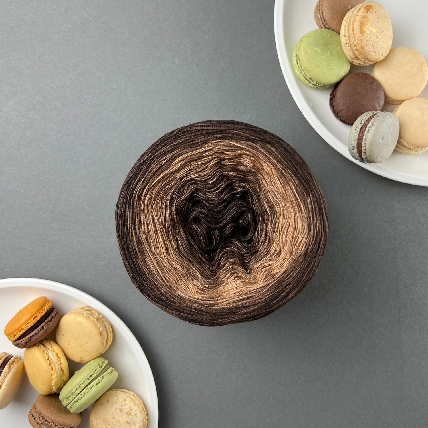 Lola Macarons Chocolate
